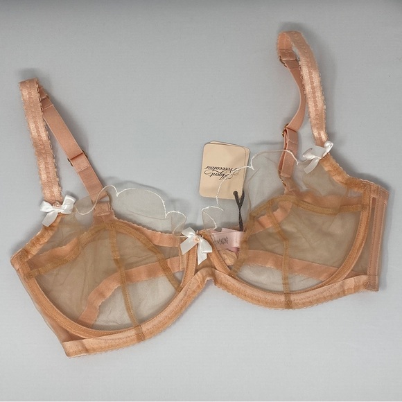 Agent Provocateur | Intimates & Sleepwear | Agent Provocateur Lorna Nude White Bra 36e Nwt